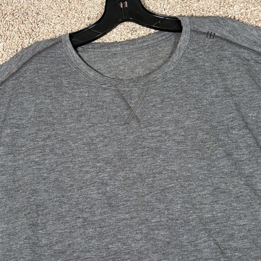 Lululemon Mens Metal Vent Tech Short Sleeve Shirt Heathered Grey Size XL